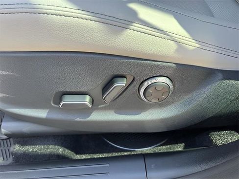 New 2026 Genesis GV70 2.5T image 23