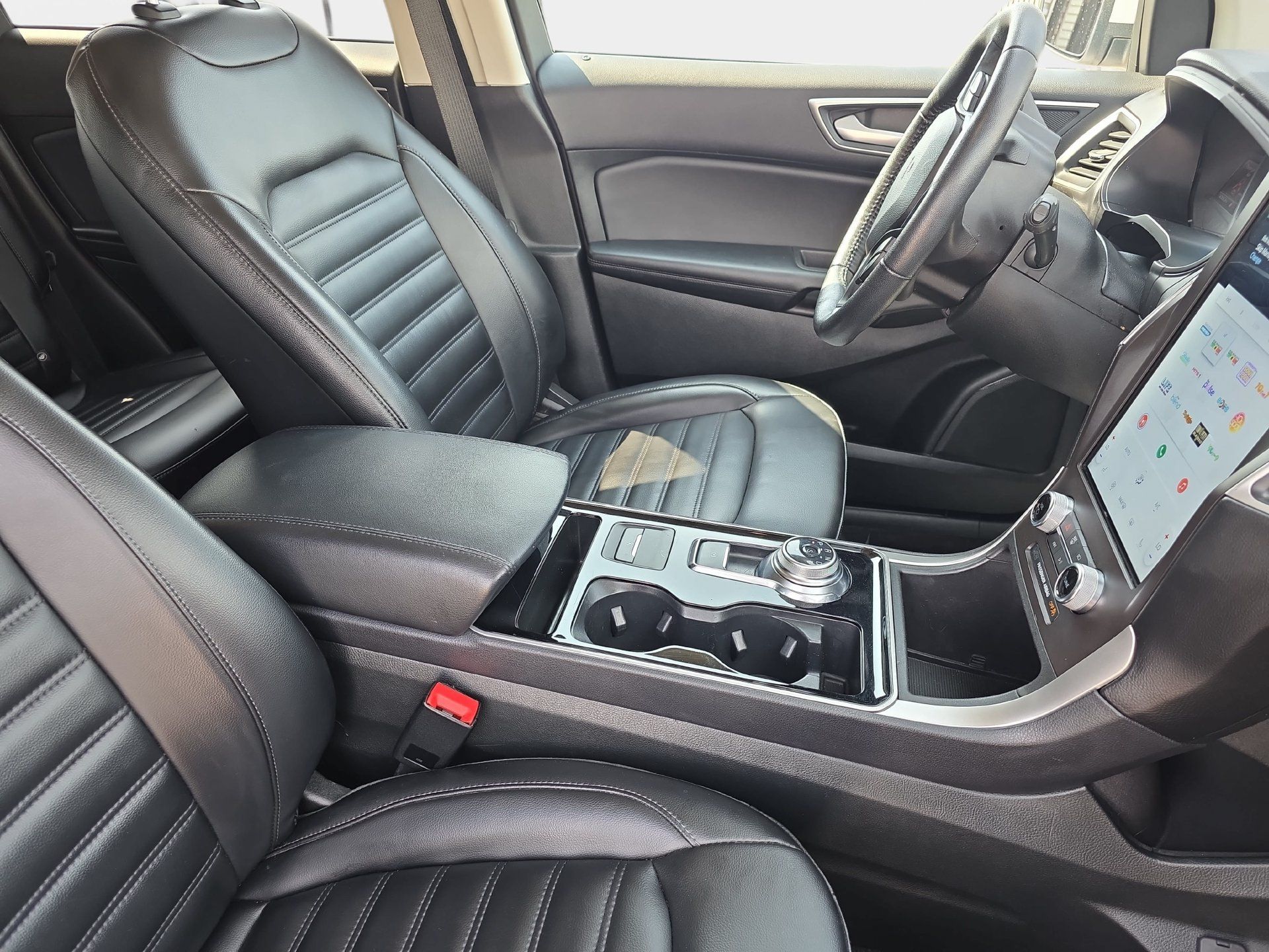 Used 2023 Ford Edge SEL AWD/4WD image 10