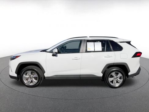 Used 2025 Toyota RAV4 XLE image 8