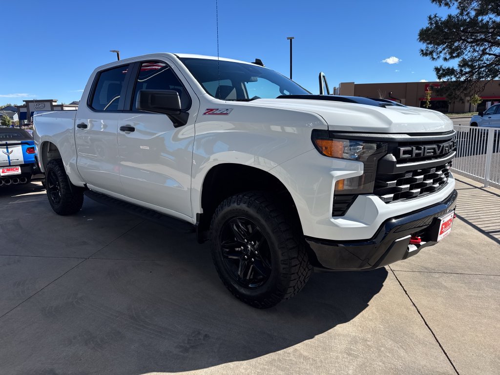 Used 2023 Chevrolet Silverado 1500 Custom Trail Boss AWD/4WD image 7