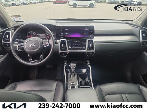 Certified 2021 Kia Sorento SX AWD/4WD image 16