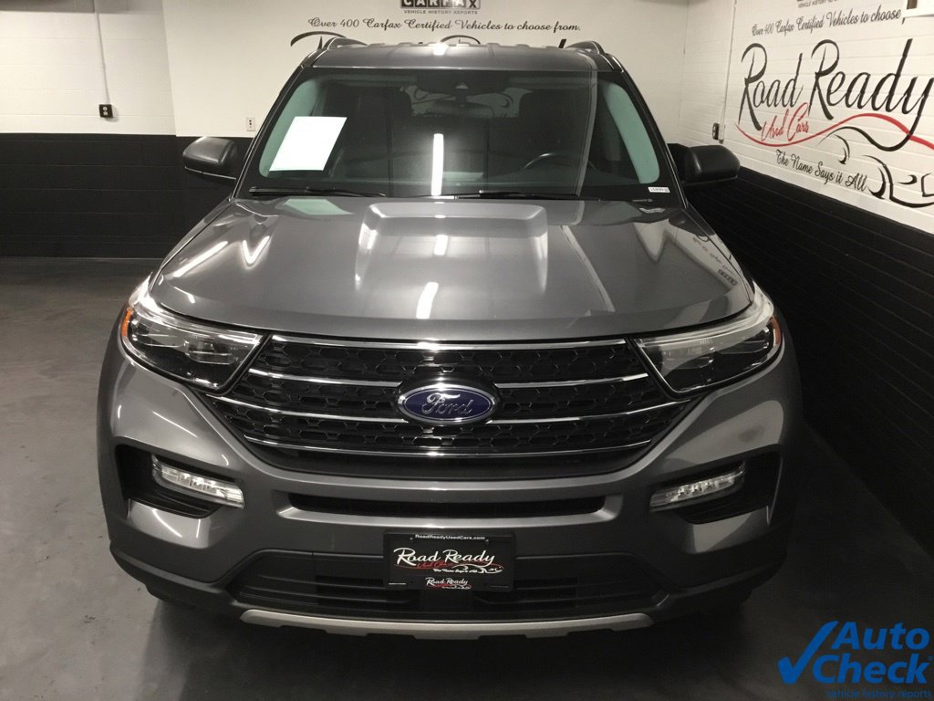 Used 2022 Ford Explorer XLT w/ Equipment Group 202A AWD/4WD image 4