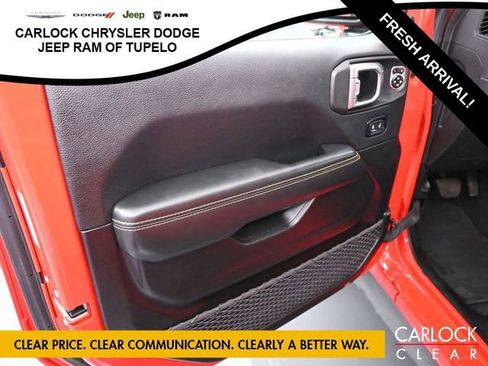 Used 2025 Jeep Wrangler Sahara w/ Safety Group image 13