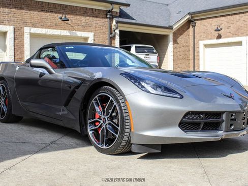 Used 2016 Chevrolet Corvette Stingray Convertible w/ 2LT Preferred Equipment Group RWD image 18