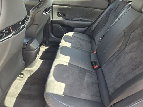 Certified 2024 Hyundai Elantra N image 31