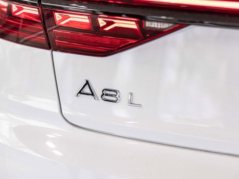 Used 2025 Audi A8 L 3.0T AWD/4WD image 15
