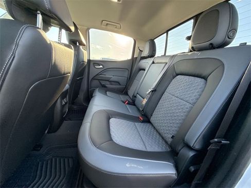 Used 2022 Chevrolet Colorado Z71 image 18