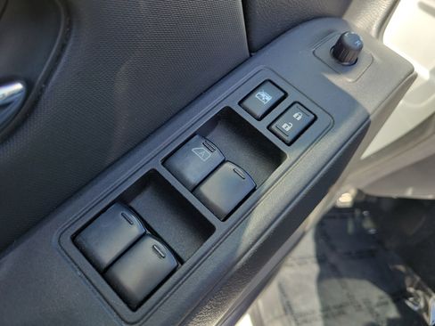 Used 2022 Nissan Frontier SV image 21