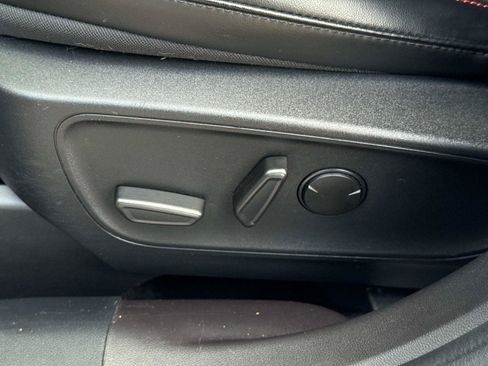 Used 2024 Ford Escape ST-Line w/ Tech Pack #1 FWD image 21