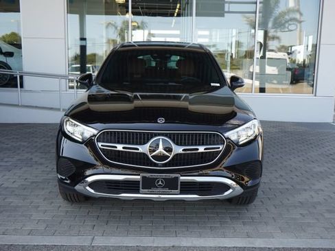 Certified 2026 Mercedes-Benz GLC 300 image 3