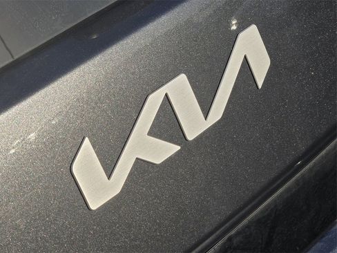 Certified 2023 Kia Soul S image 9