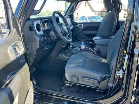 Used 2025 Jeep Wrangler Unlimited Sport S 4xe image 9