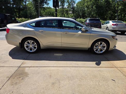 Used 2014 Chevrolet Impala LT w/ Convenience Package FWD image 8