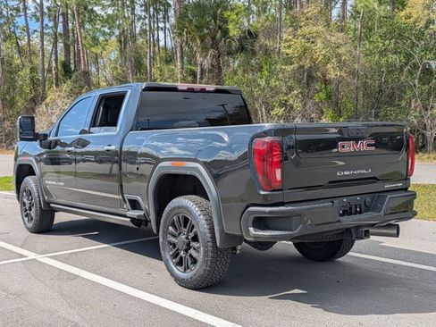 Used 2023 GMC Sierra 2500 Denali w/ Denali Black Diamond Edition image 7