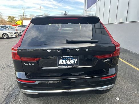 Certified 2023 Volvo XC60 B6 Ultimate w/ Climate Package image 26