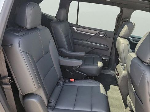 Used 2026 GMC Acadia Elevation w/ Black Edition FWD image 16