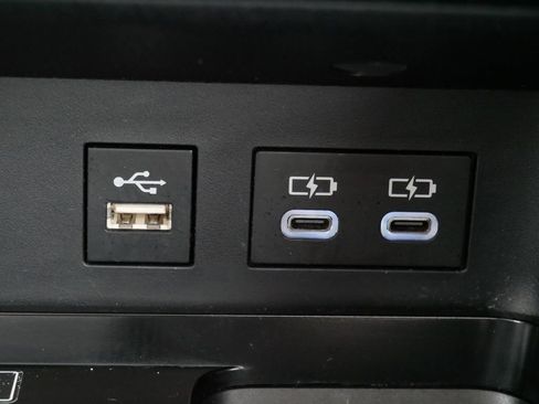 Used 2025 Toyota Camry LE FWD image 26