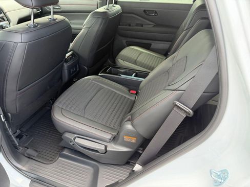 New 2026 Nissan Pathfinder Rock Creek AWD/4WD image 14