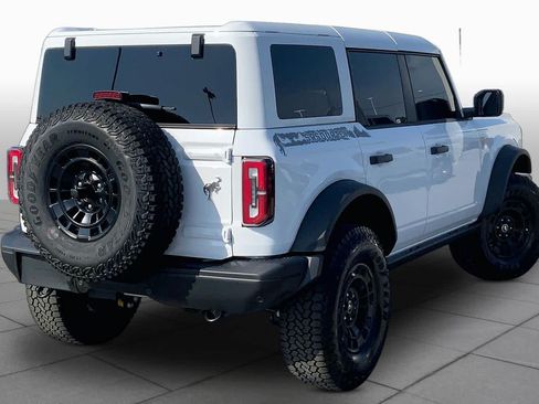 Certified 2026 Ford Bronco Badlands w/ Sasquatch Package AWD/4WD image 13