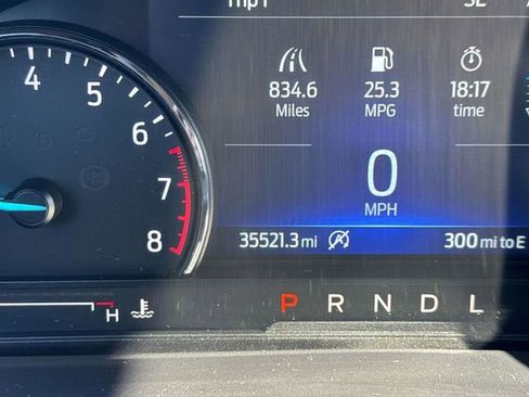 Used 2024 Ford Explorer XLT w/ Equipment Group 202A image 32