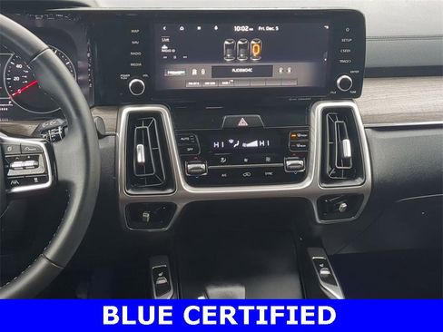 Used 2021 Kia Sorento EX w/ EX AWD X-Line Package image 17