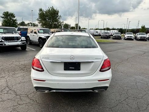 Used 2019 Mercedes-Benz E 300 4MATIC image 8