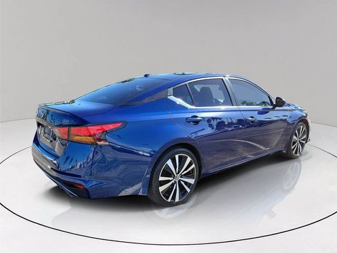 Used 2022 Nissan Altima 2.5 SR image 6