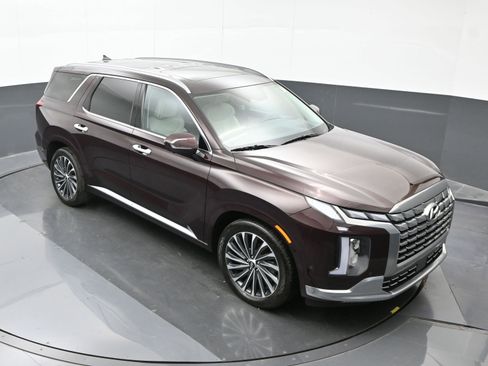 Used 2024 Hyundai Palisade Calligraphy image 33