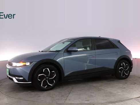 Used 2024 Hyundai Ioniq 5 SEL RWD image 18