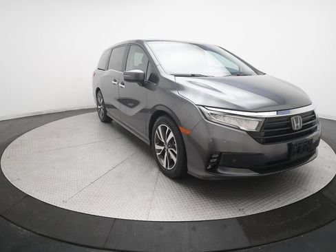 Certified 2023 Honda Odyssey Touring image 40