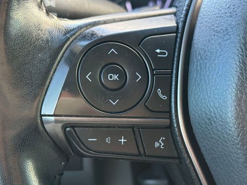 Certified 2022 Toyota Camry SE image 16