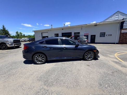 Used 2019 Honda Civic EX image 18