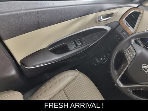 Used 2015 Hyundai Santa Fe Sport 2.0T w/ Option Group 05 FWD image 31