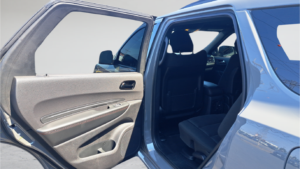 Used 2025 Dodge Durango GT w/ Blacktop Package AWD/4WD image 24