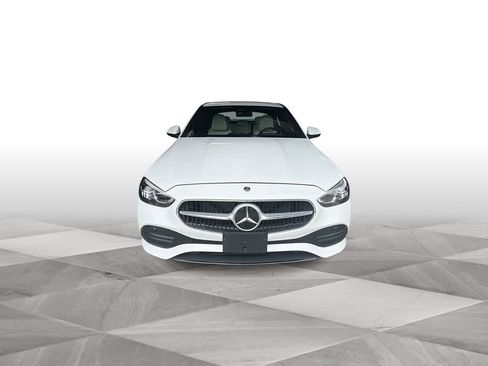 Used 2025 Mercedes-Benz C 300 Sedan image 3