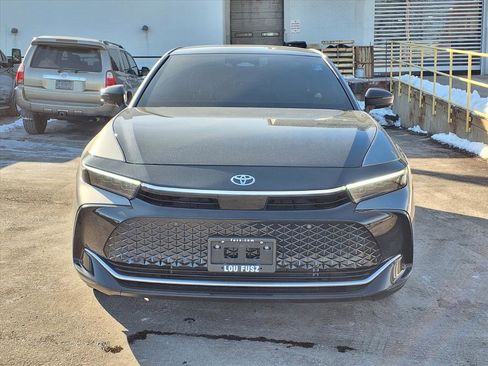 Certified 2024 Toyota Crown Platinum image 32