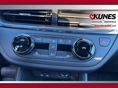 New 2026 Buick Envista Preferred w/ Convenience I Package FWD image 24