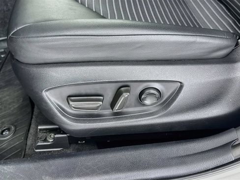 Used 2024 Toyota Camry SE FWD image 21