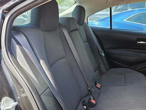Used 2021 Toyota Corolla LE image 16
