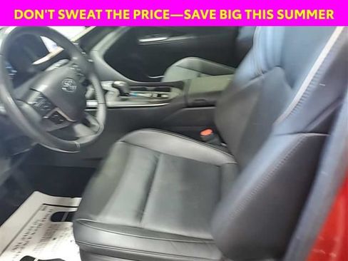 Used 2023 Toyota Crown AWD/4WD image 3