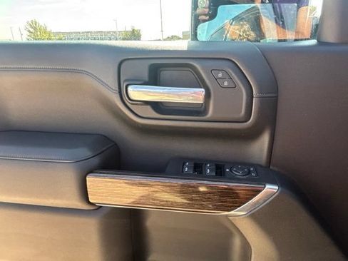 Used 2021 GMC Sierra 1500 SLE w/ Max Trailering Package AWD/4WD image 14