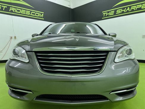 Used 2012 Chrysler 200 LX FWD image 3