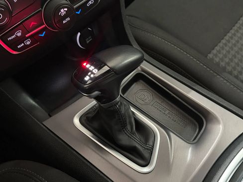 Used 2022 Dodge Charger R/T image 25