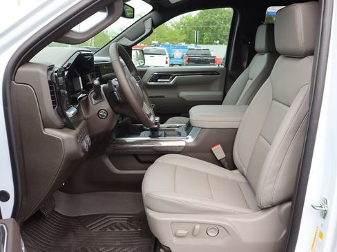 New 2026 Chevrolet Silverado 1500 LTZ AWD/4WD image 5