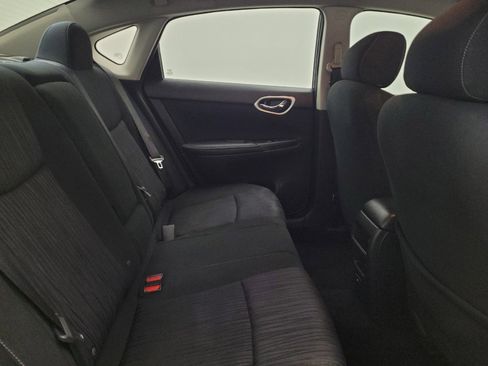 Used 2019 Nissan Sentra SV FWD image 19