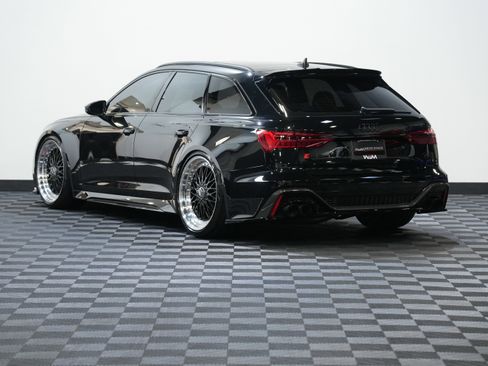 Used 2021 Audi RS 6 w/ Carbon Optic Package image 8