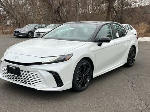 New 2026 Toyota Camry XSE AWD/4WD image 3