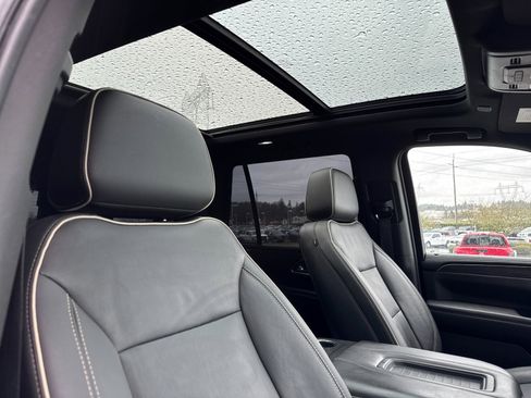 Used 2021 GMC Yukon SLT image 17