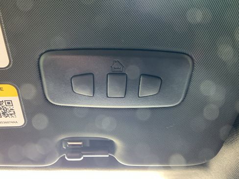 Used 2024 Alfa Romeo Tonale Veloce w/ Premium Interior Package image 21