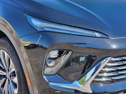 New 2025 Buick Envision Preferred image 9